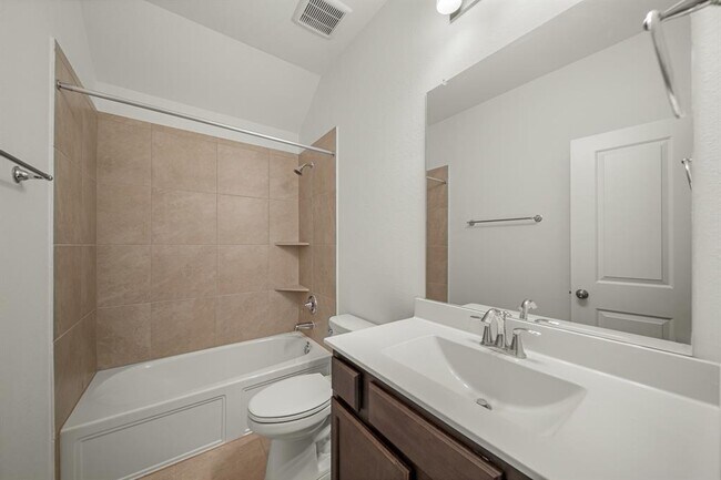 Building Photo - 1706 Country Air Ln