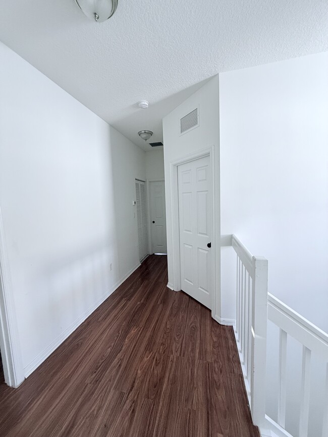 Building Photo - 5465 Soria Ave