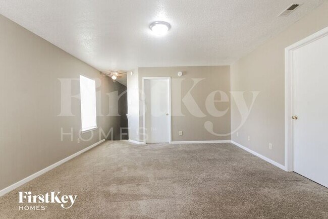 Building Photo - 6614 Black Antler Dr