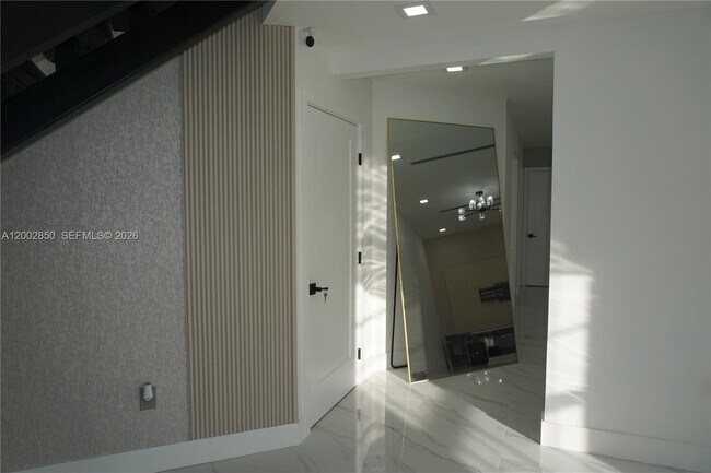 Building Photo - 15614 SW 110th Terrace