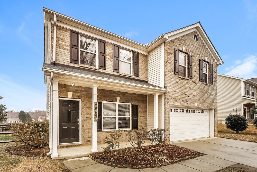 Building Photo - 255 Flanders Dr