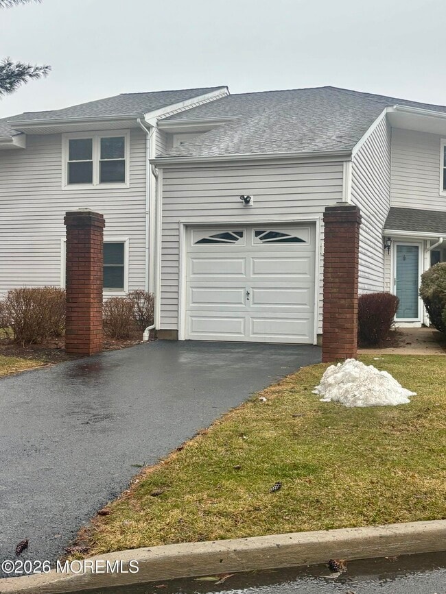 Building Photo - 1 Upperbrook Ct