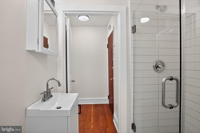 Building Photo - 257 S 21st St