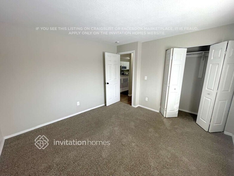 Building Photo - 8454 Prairie Clover Way