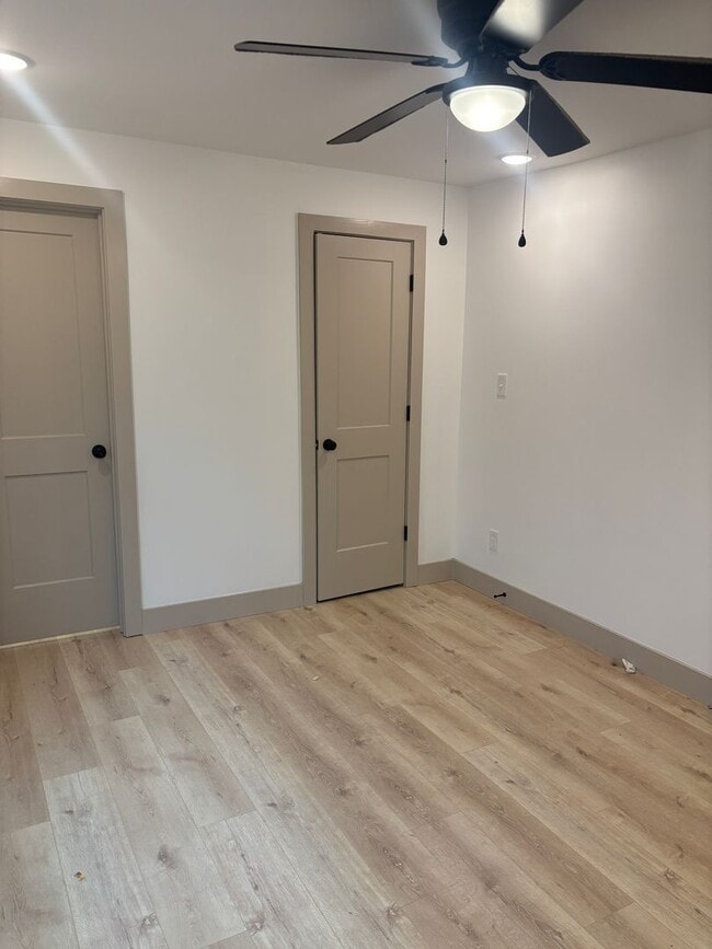 Building Photo - 308 W Worley St