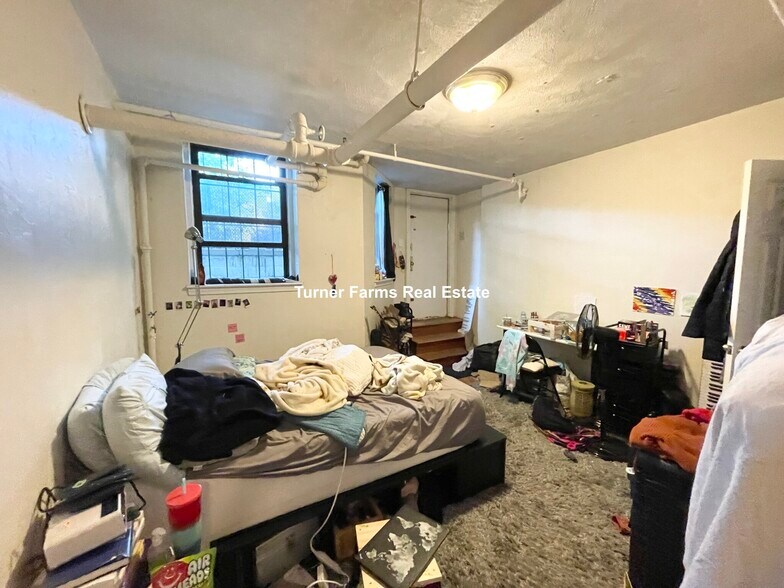 Building Photo - 80 Saint Stephen St