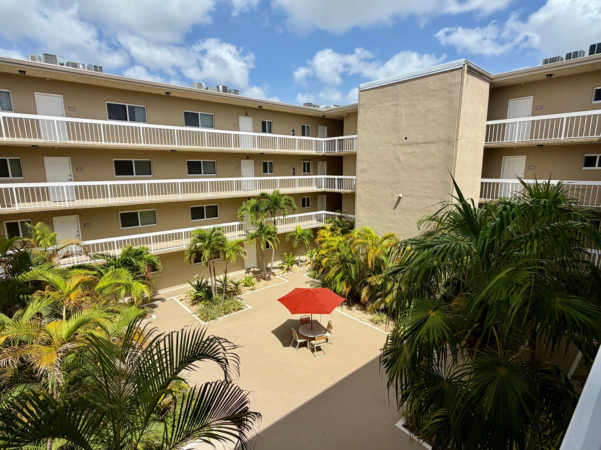 Building Photo - 7840 Camino Real