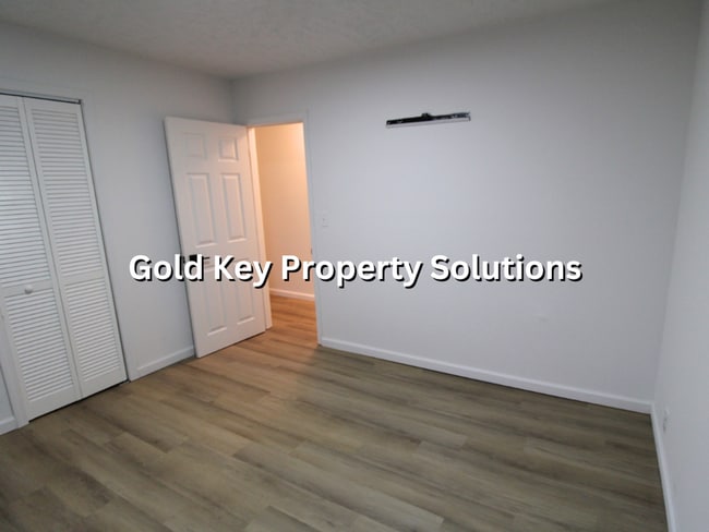 Building Photo - Updated 3 BR 1 BA House in Muncie