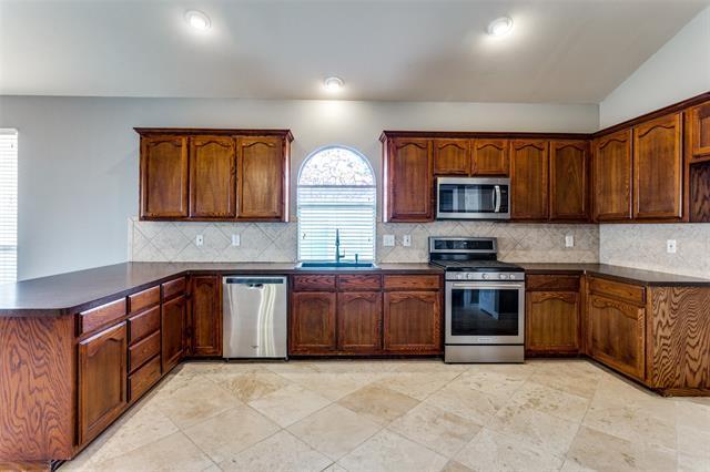Building Photo - 6344 Redeagle Creek Dr