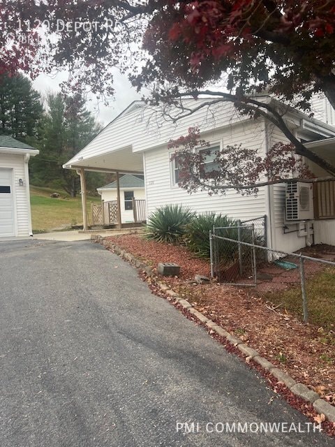 Building Photo - 1120 Depot Rd