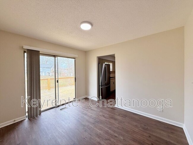 Building Photo - 8225 Cavan Cir