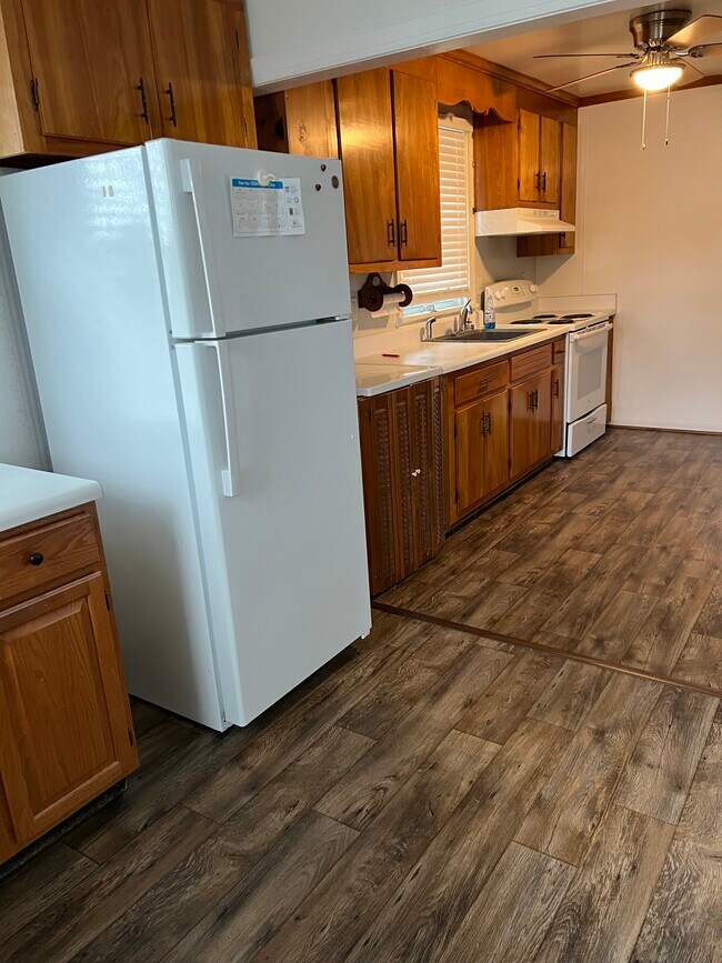 Building Photo - 4311 Warwick Rd