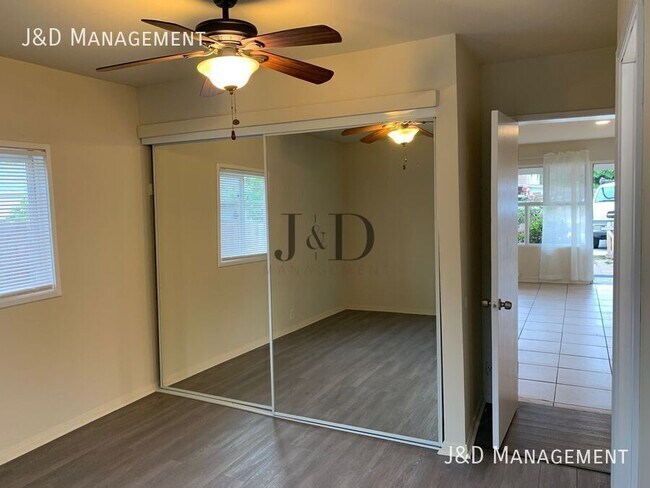 Building Photo - 8770 Lamar St