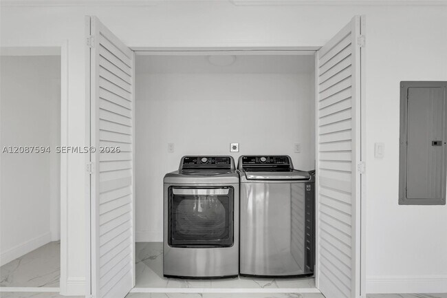 Building Photo - 14241 SW 83rd St
