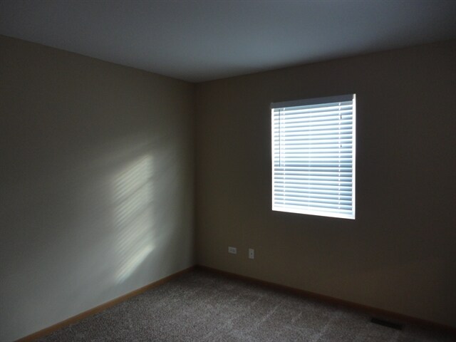 Building Photo - 609 Circle Dr