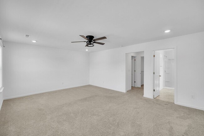 Building Photo - 1224 Maxwell Ct