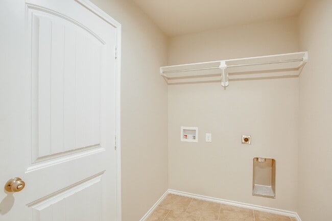 Building Photo - Beautiful 3/2/2 in Bell Farms