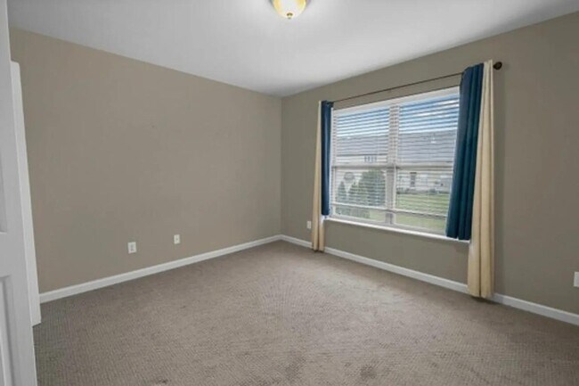 Building Photo - 515 Griffin Cir