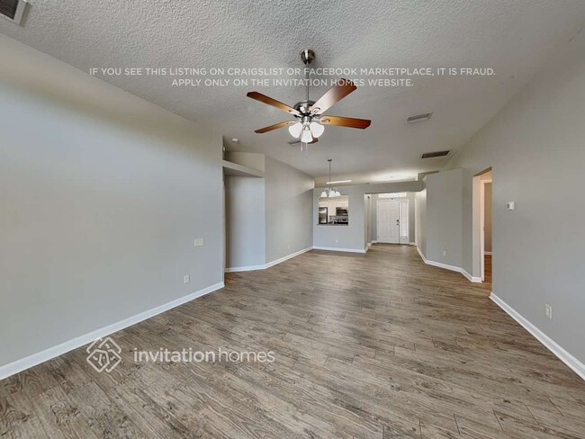 Building Photo - 10418 Soaring Eagle Dr