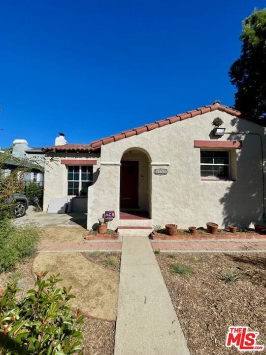 Building Photo - 11151 Sarah St