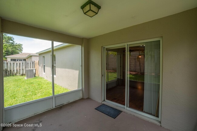 Building Photo - 2467 Deercroft Dr