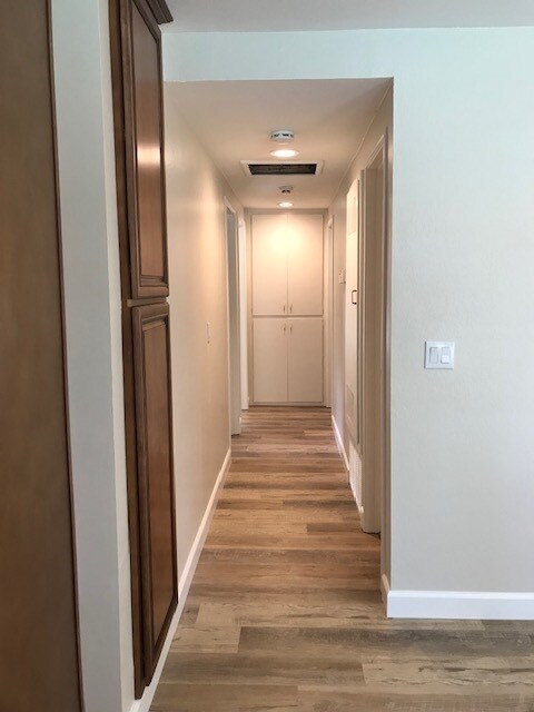 Building Photo - 1474 Dos Palos Dr
