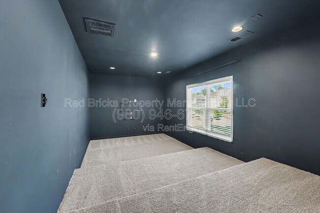 Building Photo - 13126 Chopin Ridge Rd