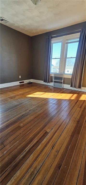 Building Photo - 358 Weeden St