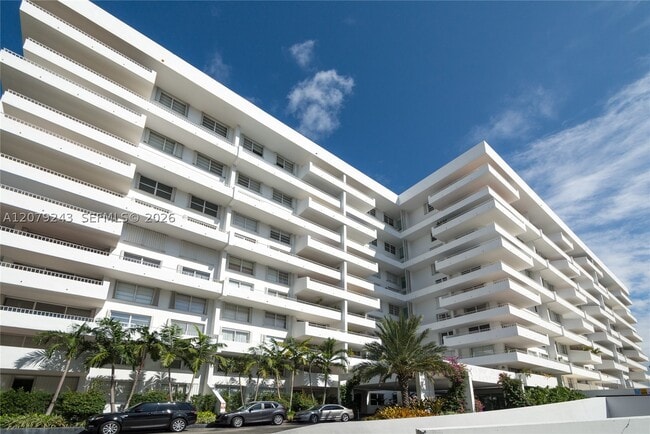 Building Photo - 199 Ocean Ln Dr