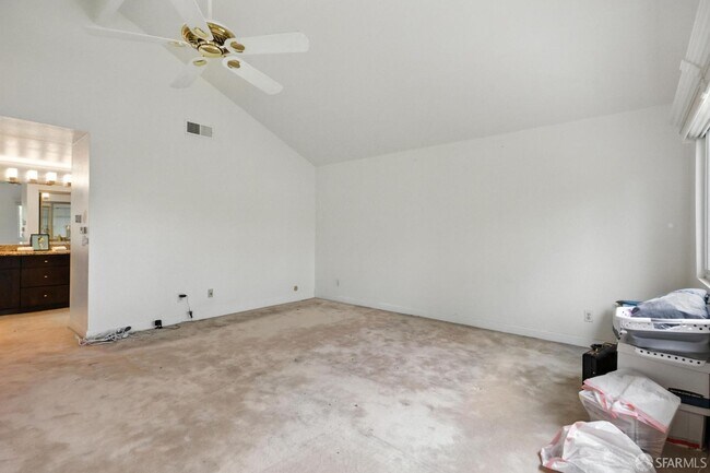 Building Photo - 116 Oakcrest Ct