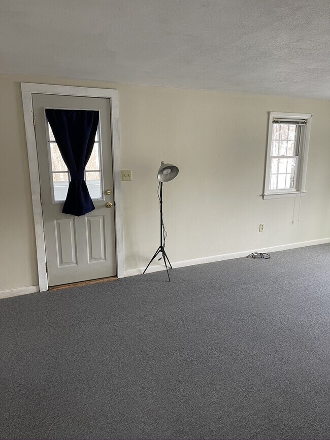 Building Photo - 29 Stark Ave