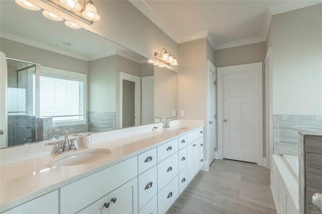 Building Photo - 201 Ave of The Orchards