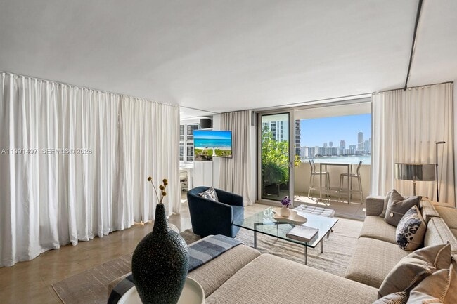 Building Photo - 5 Island Ave