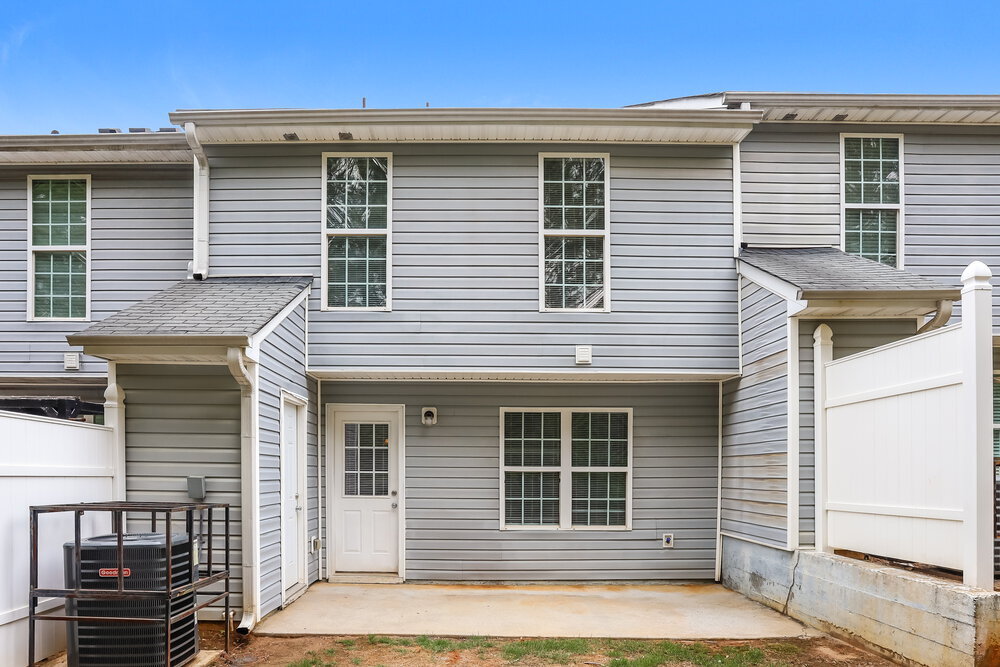 Building Photo - 5621 Union Pointe Dr