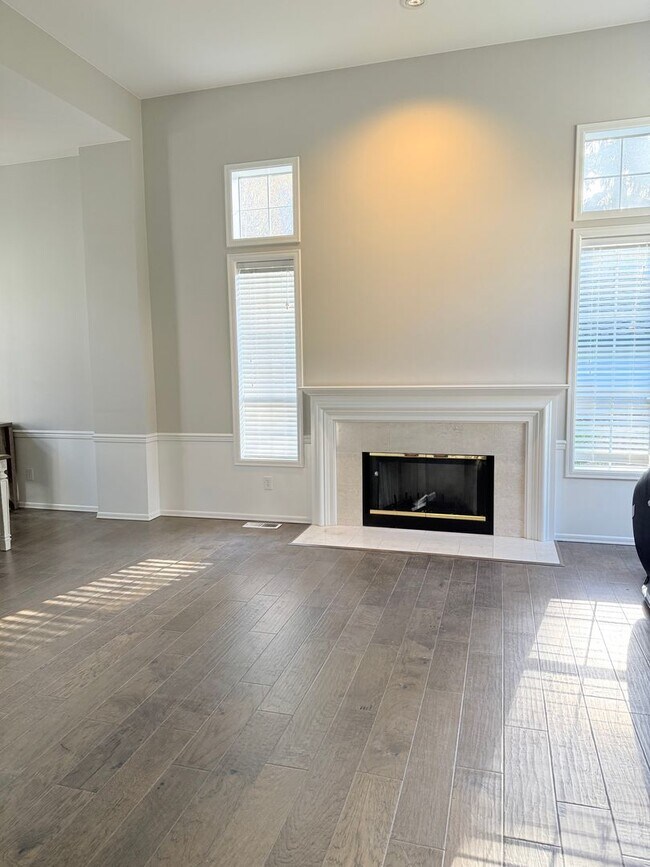 Building Photo - Beautiful 4-Bedroom Home with Expansive Deck & 3-Car Garage – Minutes to Mill Creek Town Center