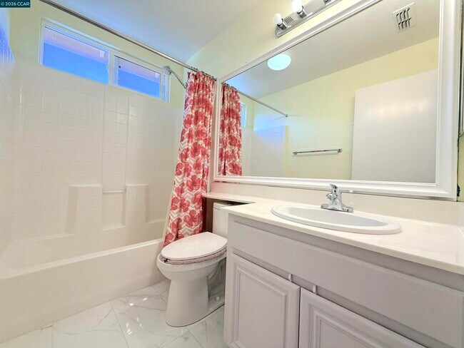 Building Photo - 4311 Pine Creek Cir