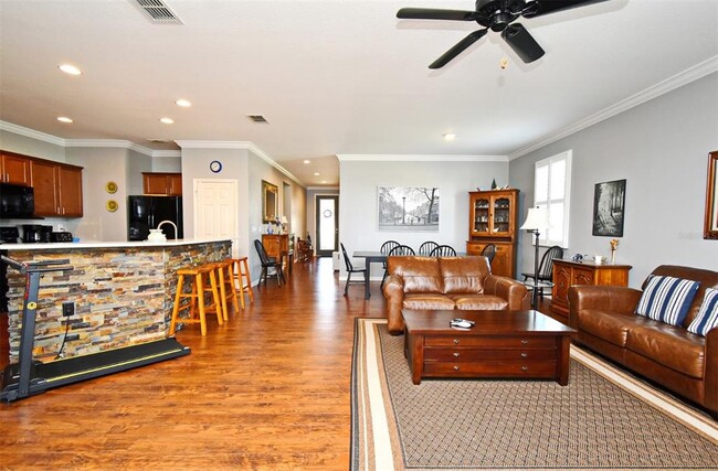 Building Photo - 11235 Wishing Well Ln