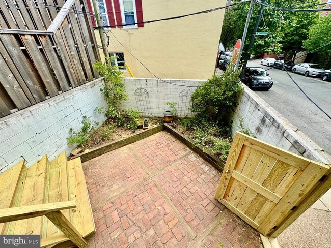 Building Photo - 2148 Green St