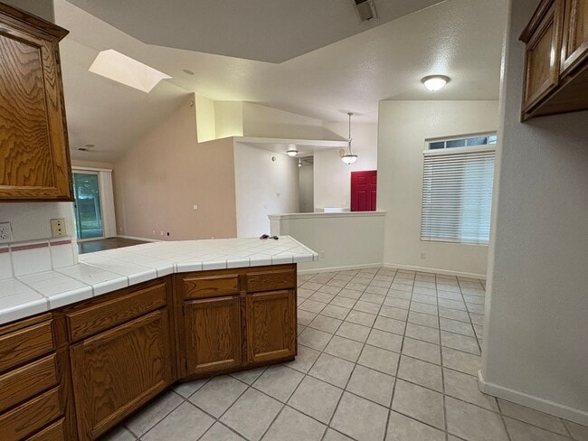 Building Photo - 3 Bedroom Home