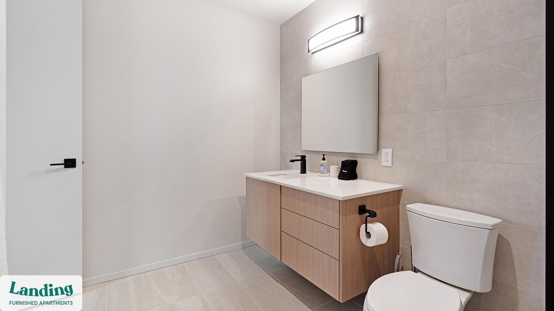 Building Photo - 143 E Commerce St