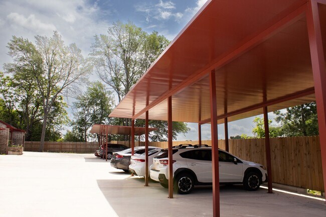Building Photo - Spring Break Special - Move in NOW!!! and stay one month free