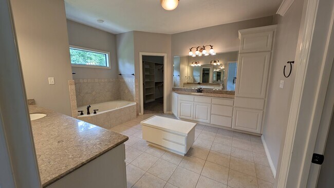 Building Photo - 2009 Moses Creek Ct