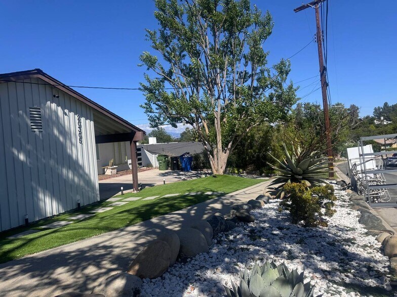 Building Photo - 20305 Aetna St