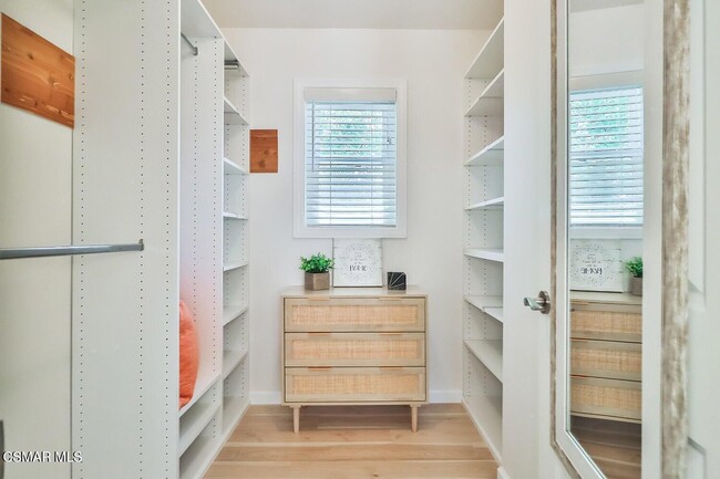 Building Photo - 4021 Yankee Dr