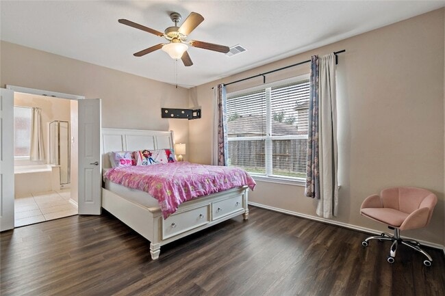 Building Photo - 13601 May Pine Ct