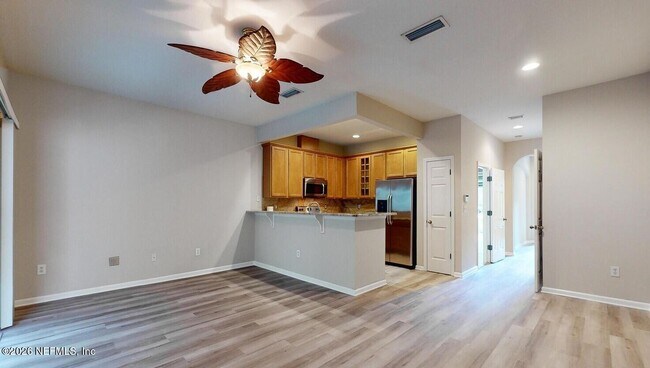 Building Photo - 5881 Moonstone Ct