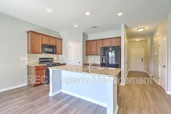 Building Photo - 9657 Spencer Woods Rd