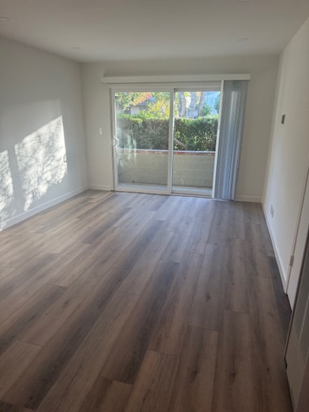 Building Photo - 1223 Cortez Dr