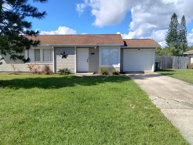 Primary Photo - 218 Fecco St