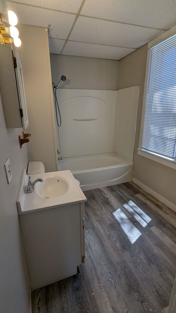 Building Photo - Charming 3-bedroom, 1-bath home in Canton